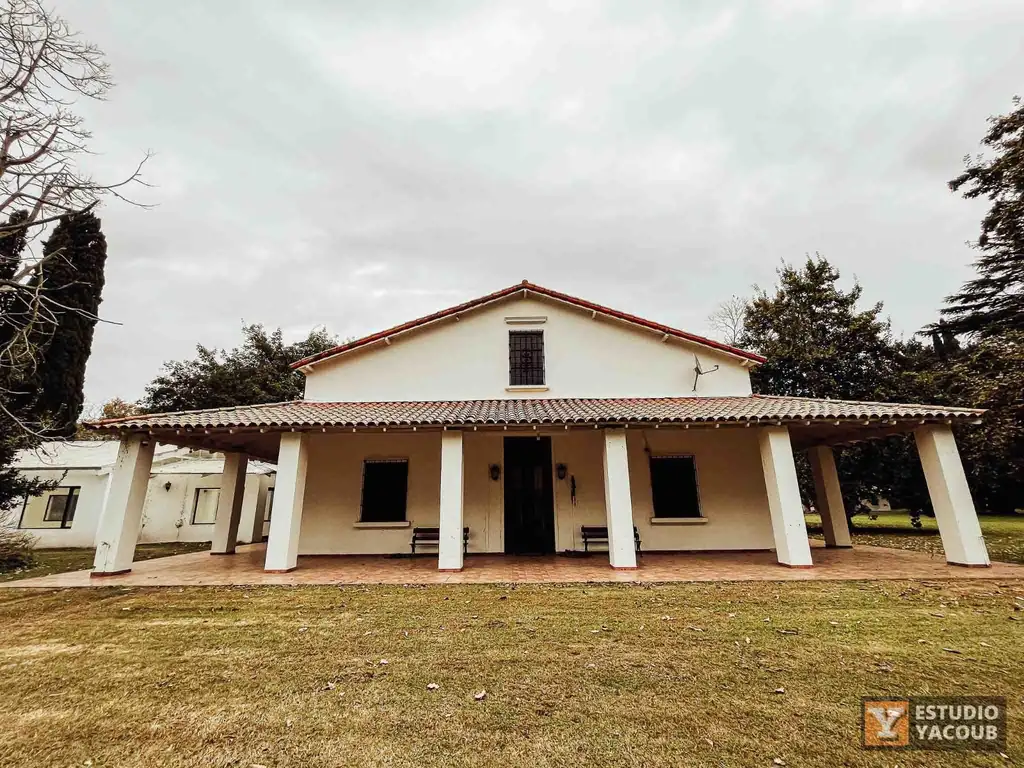 Casa en venta - 4 Dormitorios 2 Baños - 800Mts2 - Coronel Brandsen