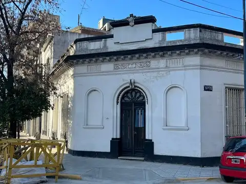 VENTA ESQUINA, CASA TERRENO