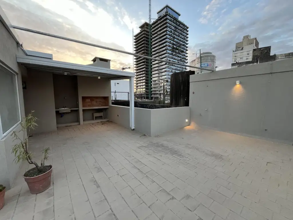 Venta - PH - Planta Alta 2 dormitorios con Terraza y Quincho Exclusivos - Pichincha, Rosario