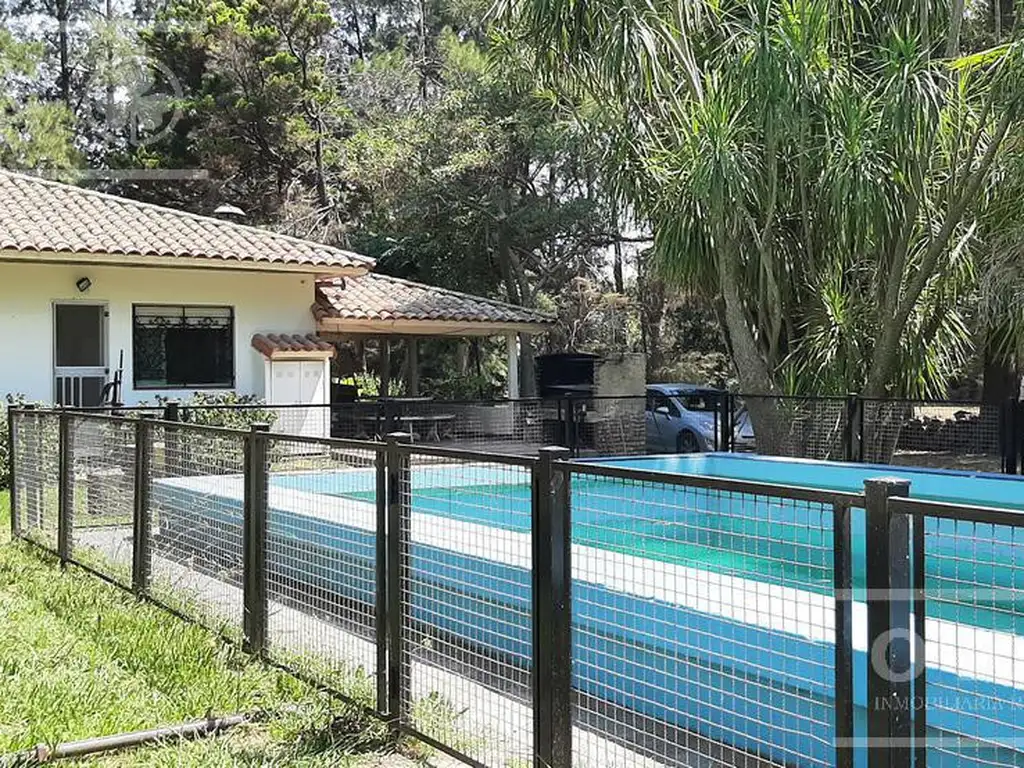 QUINTA EN VENTA EN ABASTO 4180 Mts. con muy buena forestación