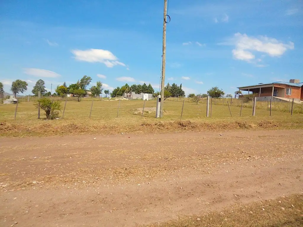 VENDO LOTE 1200 M2 EN POTRERO DE GARAY