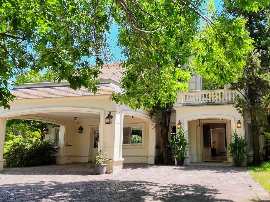 Casa en Ayres de Pilar