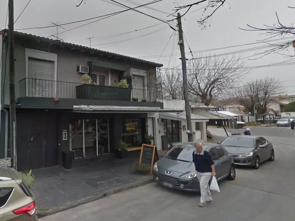 monoambiente al fte con balcon terraza con lavadero propio