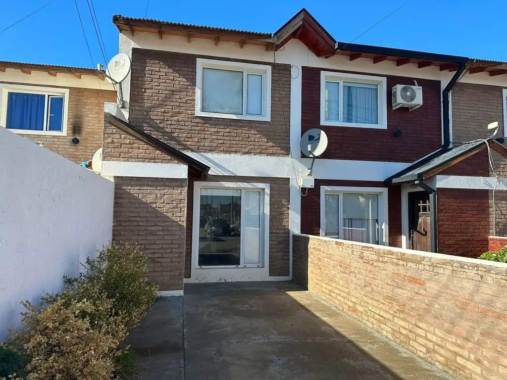 DUPLEX 2 DORMITORIOS EN RADA TILLY