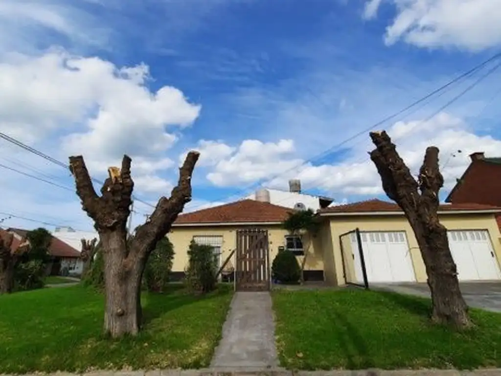 Casa - Venta - Argentina, Mar del Plata - ACHA 1600