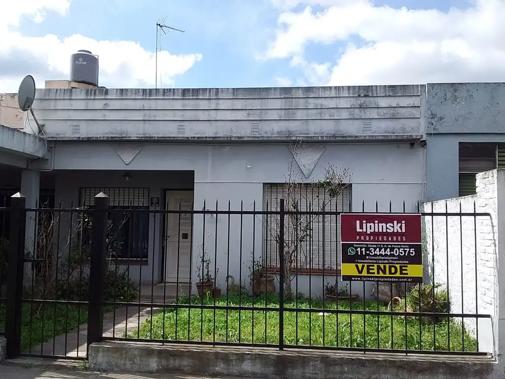 CASA TIPO AMERICANA  EN VENTA 4 AMBIENTES ZONA ITUZAINGO