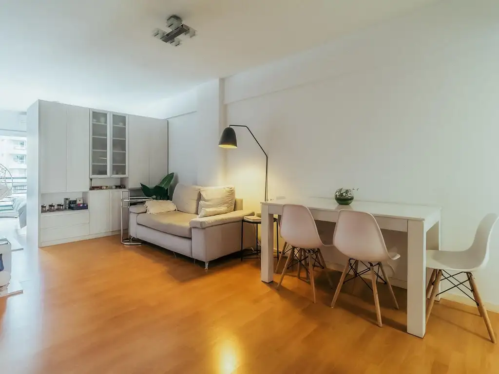 VENTA DEPARTAMENTO MODERNO DE 1 AMBIENTE AMPLIO CON BALCÓN BARRIO NORTE / RECOLETA APTO CREDITO HIP.