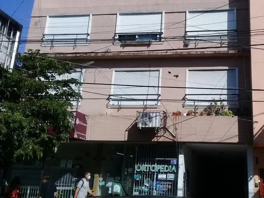 VENTA EN BLOCK DE DEPARTAMENTOS MORENO