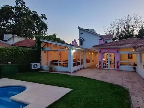 Casa quinta con pileta y parque