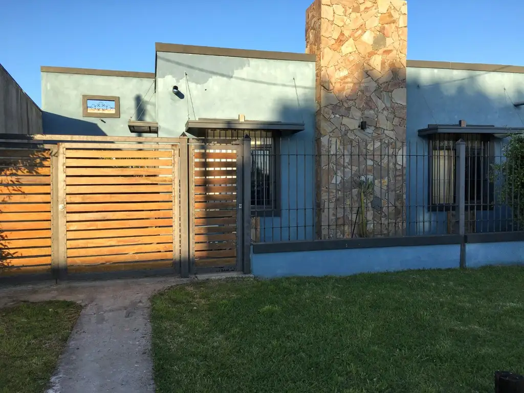 CASA EN VENTA EN CANNING