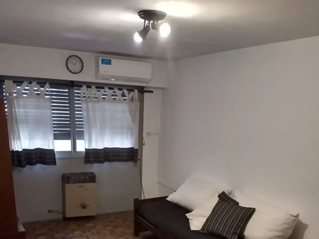 Departamento de 2 ambientes en pleno centro de la ciudad