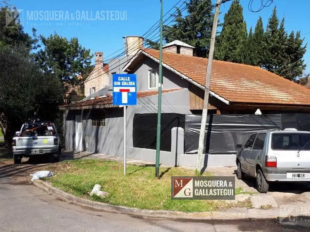 LA HORQUETA Casa para refaccionar o demoler.