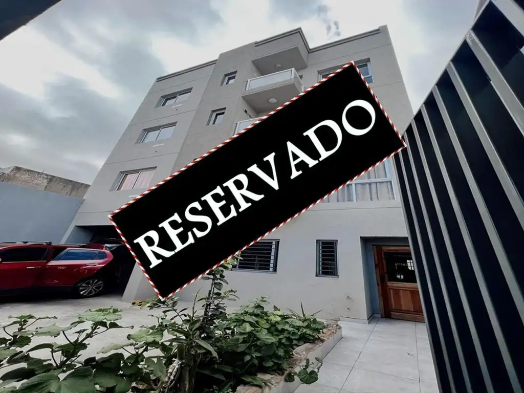 RESERVADO   ALQUILER MONOAM. A ESTRENAR CON PATIO