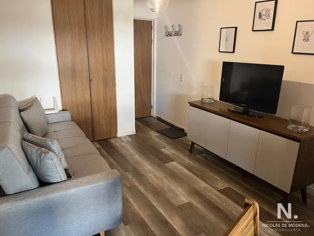 Apartamento de Un Dormitorio  en Venta y Alquiler en Península Punta del Este