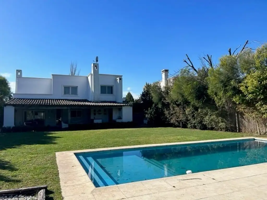 Casa  en Alq. Temporario en Santa Barbara, Tigre, G.B.A. Zona Norte