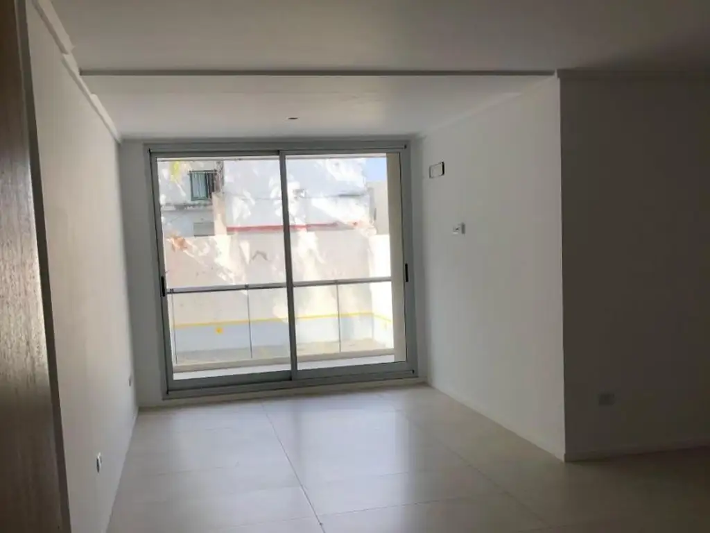 DEPARTAMENTO DE 4 AMBIENTES A ESTRENAR EN VENTA!