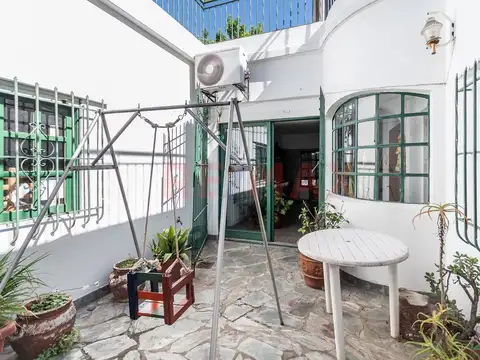 VENTA CASA LOTE PROPIO MAS LOCAL EN BALVANERA