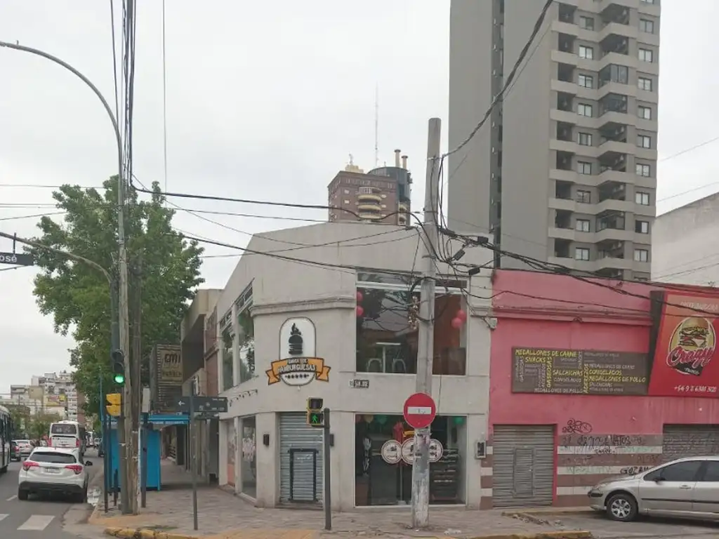 IMPORTANTE ESQUINA EN VENTA EN SAN MIGUEL