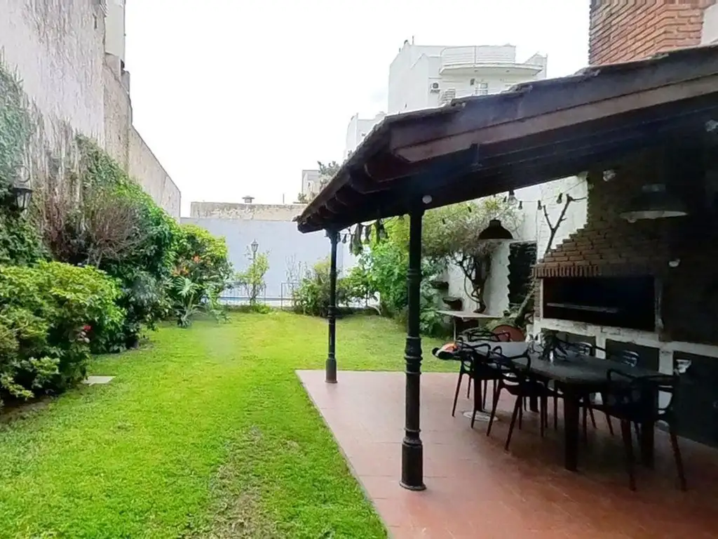 VENTA CASA 6 AMBIENTES VILLA ORTUZAR