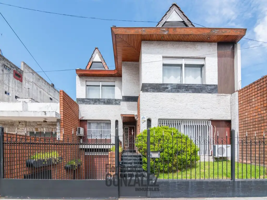 Casa - Venta - Argentina, Capital Federal - IRIGOYEN 800