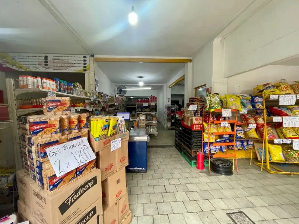 VENTA LOCAL COMERCIAL/ VIVIENDA ESTACION LAFERRERE