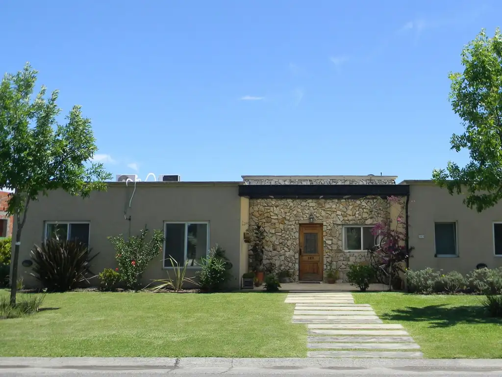 Casa en Barrio San Rafael