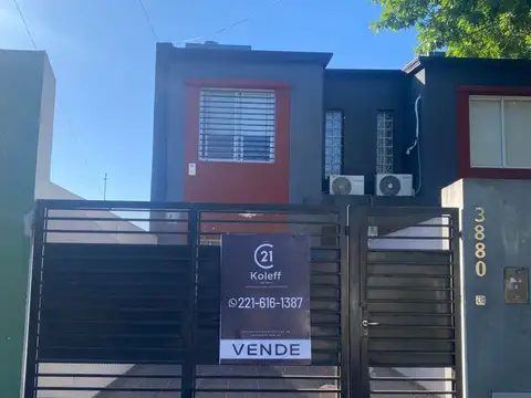 Casa - Venta - Argentina, Berisso - 9 3800