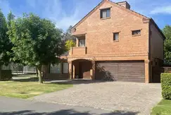 Venta Casa Country La Delfina Pilar 344 m² Lote 740 m² Parrilla Pileta