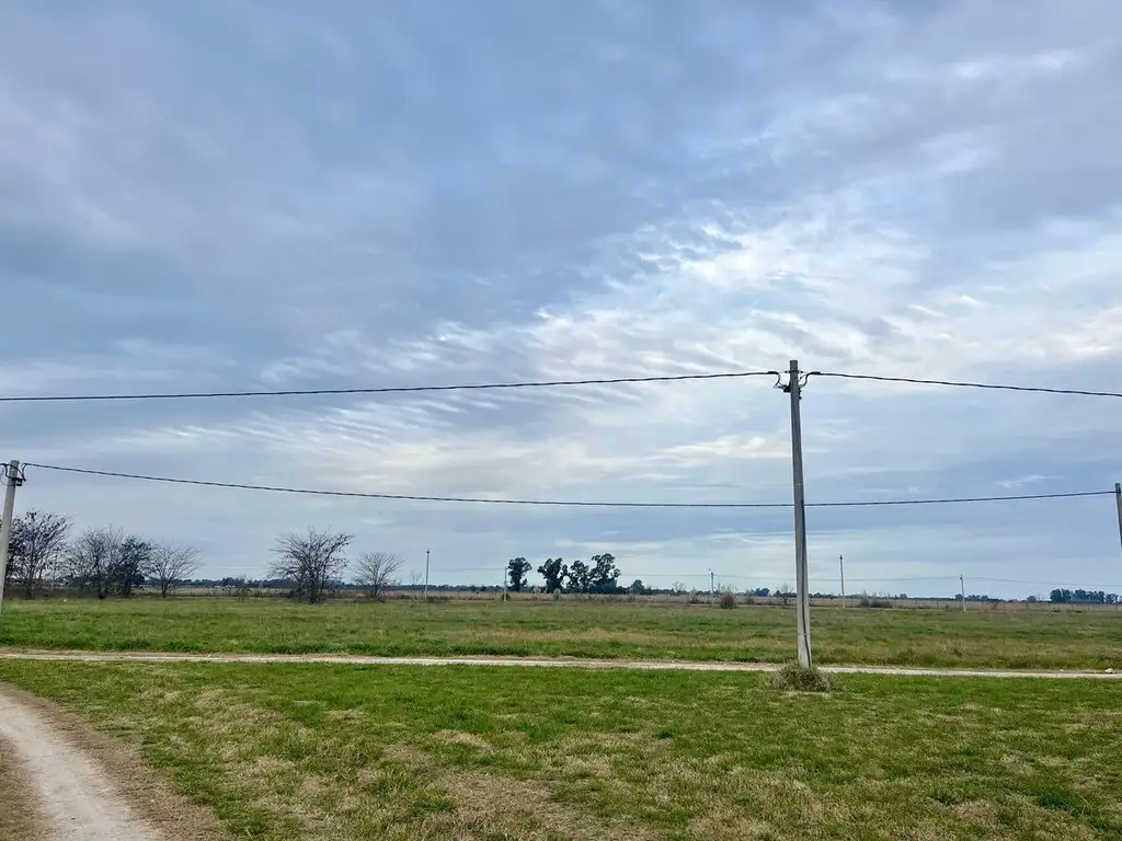 Lote en Barrio Cerrado Campos de Roca II