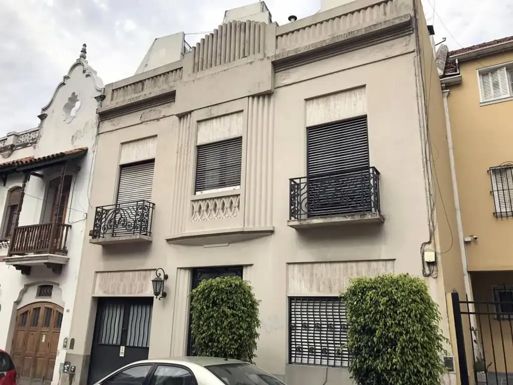 Venta Casa ,Pje Corregidores 1564 ,5 ambientes