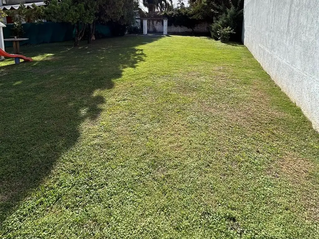 Terreno de 500 metros en barrio el Refugio