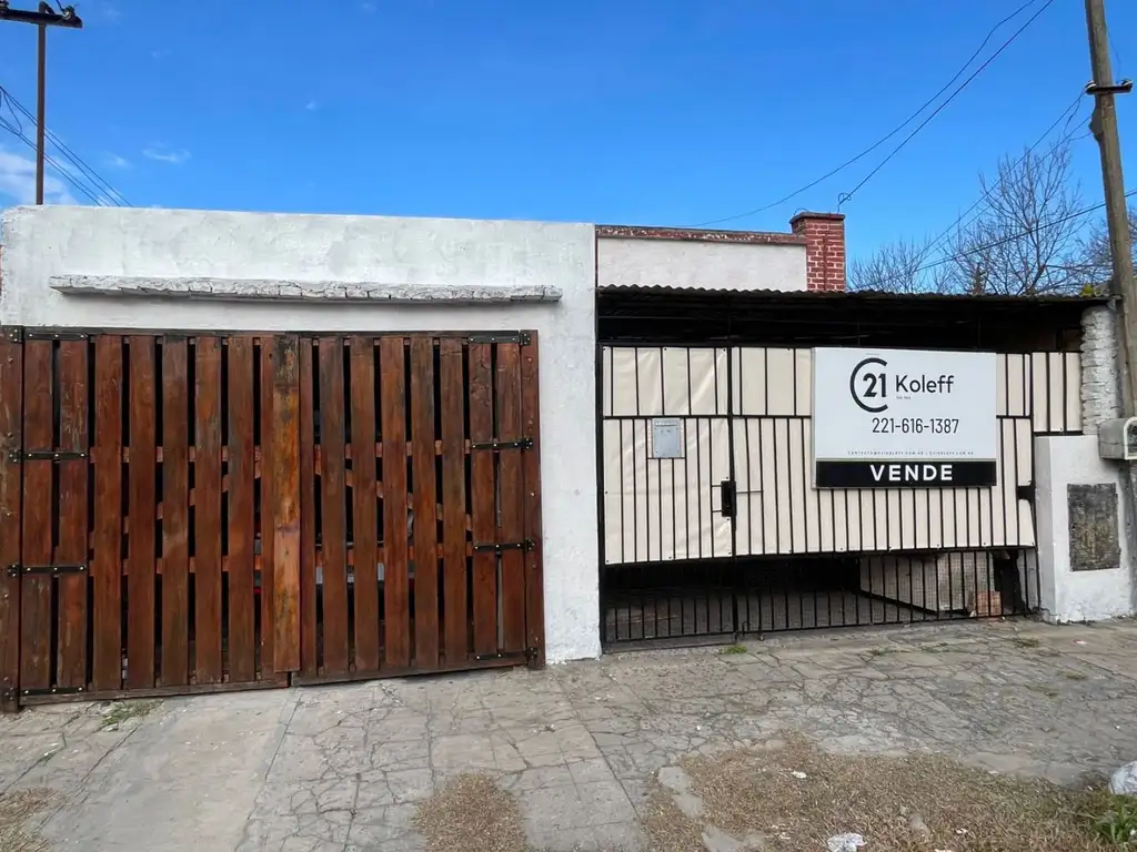 Casa - Venta - Argentina, Berisso - 12 3800