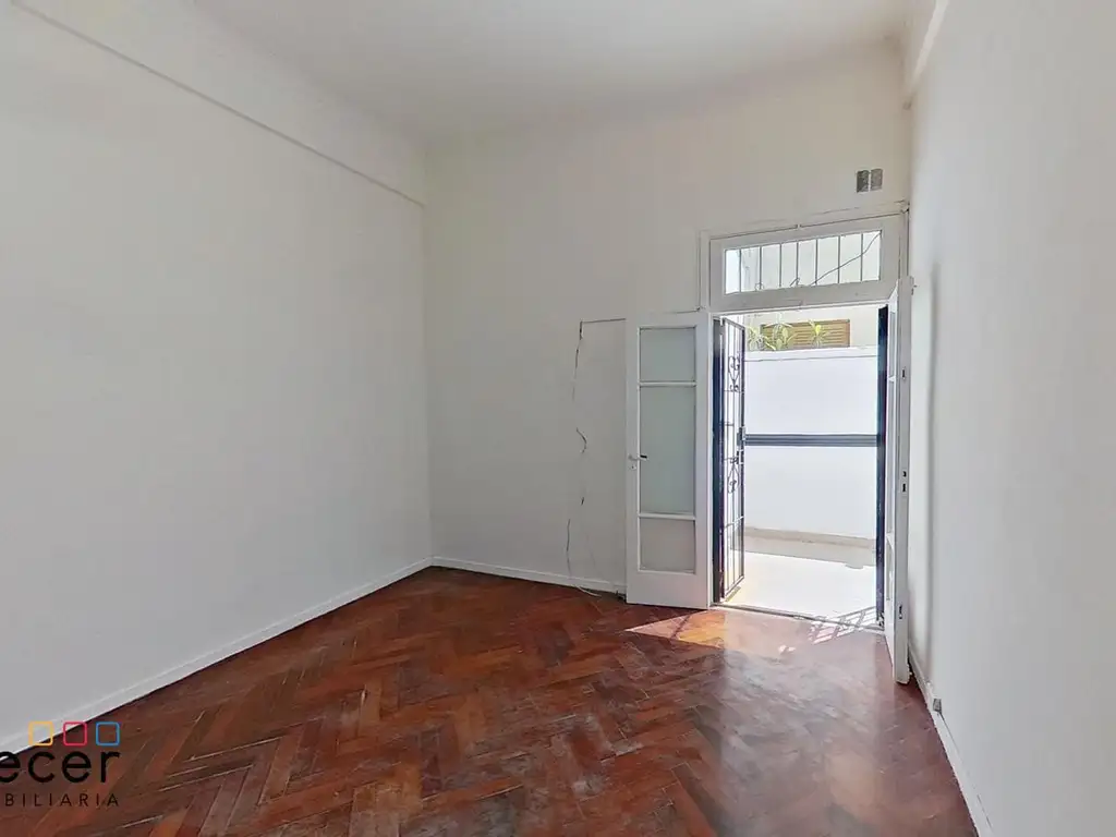 VENTA de Departamento TIPO PH de 3 amb. con Patio en Villa Urquiza