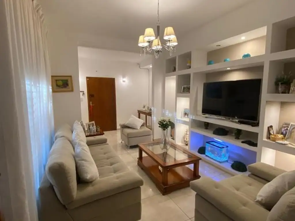 CASA 4 DORMITORIOS EN VENTA B° VILLA BELGRANO