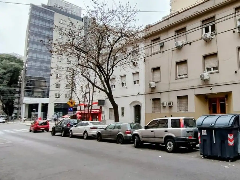 Dto de 2 Ambientes en Zabala y cabildo(Belgrano).