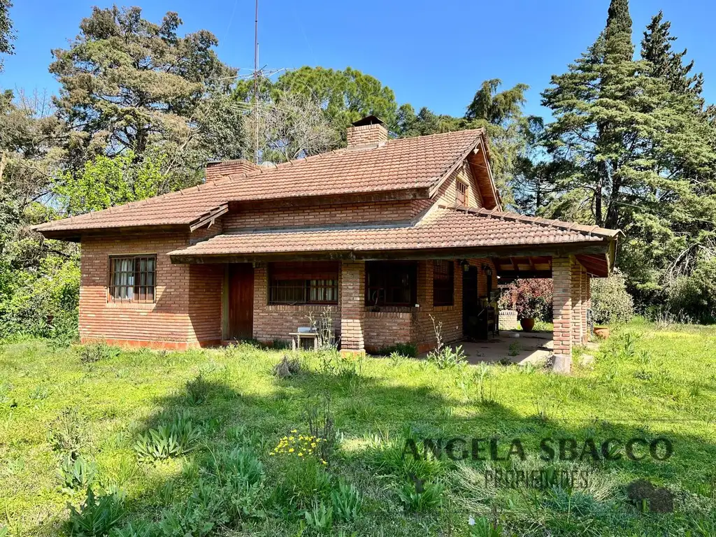 Quinta en Venta en barrio, parque el REMANSO.