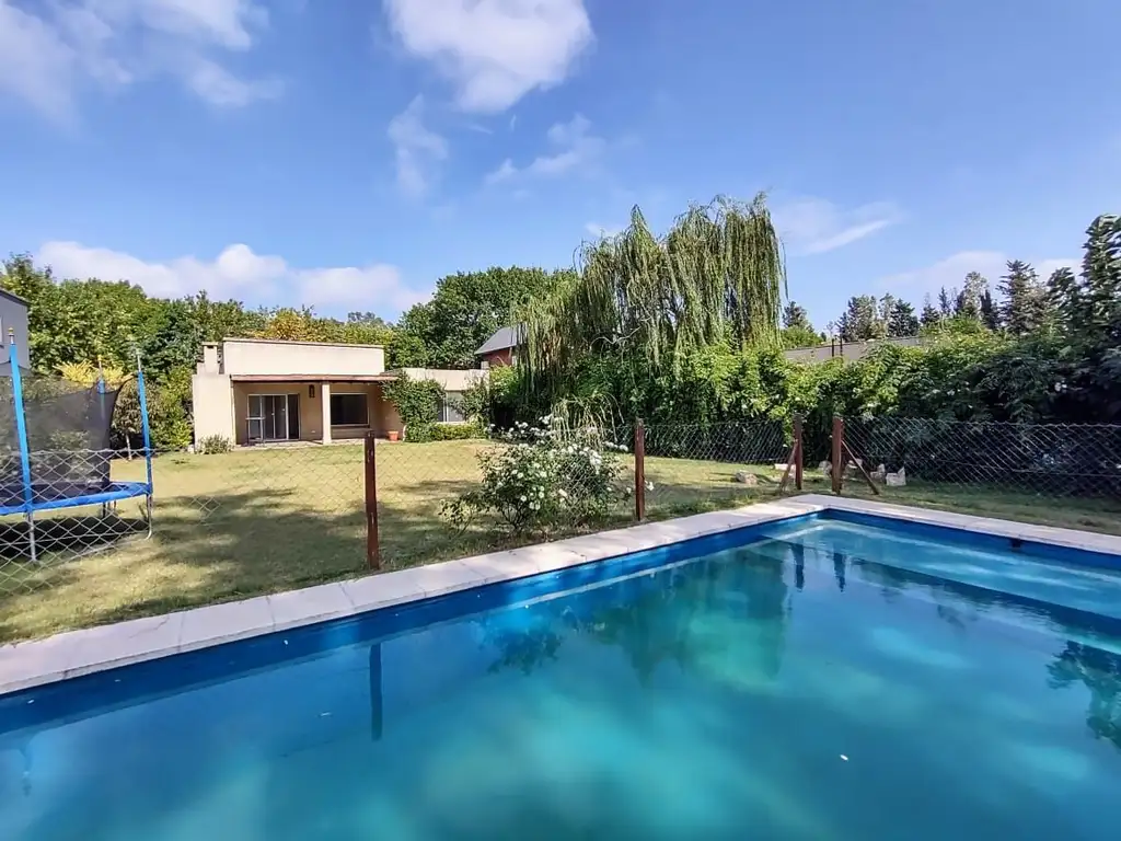 CASA EN VENTA EN SANTA MARIA DE LOS OLIVOS