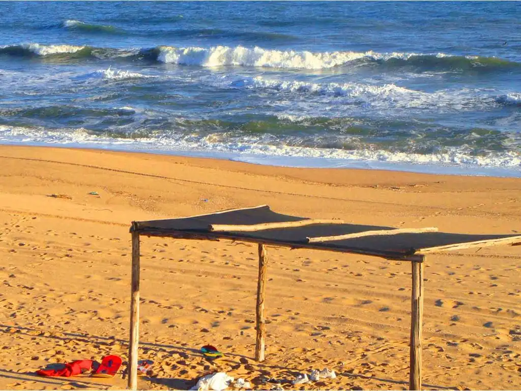 Casa - Alquiler temporario - Uruguay, PUNTA BALLENA - RUTA INTELBALNEARIA