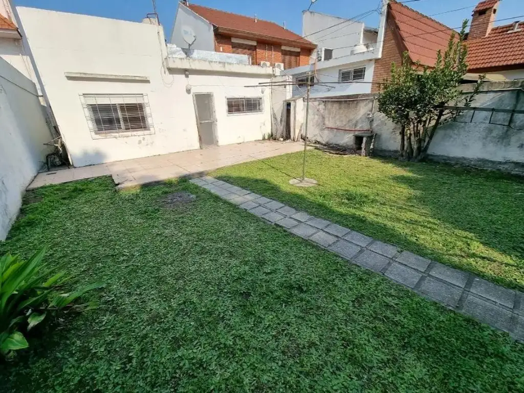 Casa en venta - 2 dormitoritos 1 baño  - 118mts2  - Bernal Oeste