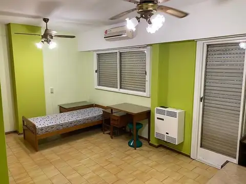 Dto 1 ambientes 45 mt2 aporx. monoambiente con balcon terraza cubierto ventanales luminoso