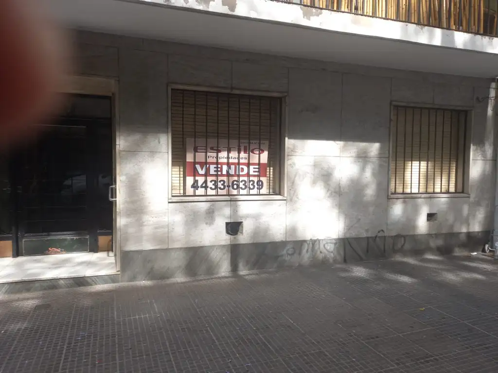 2 amb 40 m2 Planta Baja al frente cocina Baño completo