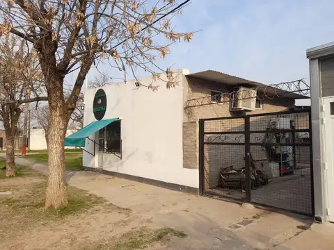 Venta departamento y local comercial Laguna Paiva