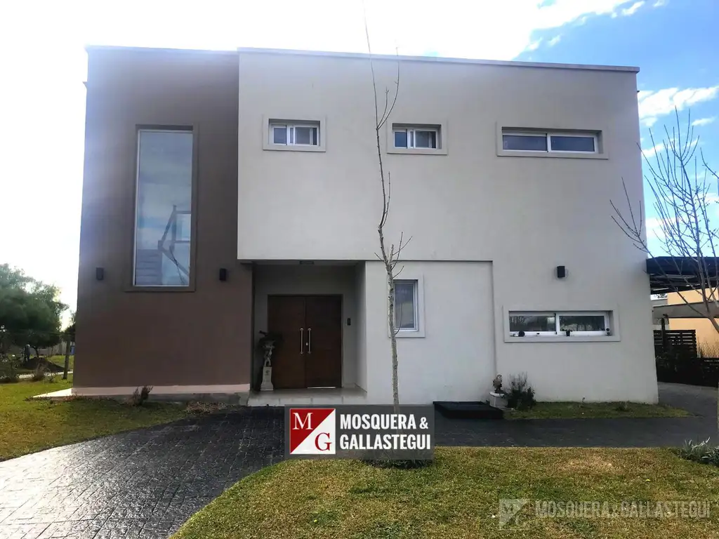 Casa en venta -Santa Guadalupe, Pilar del Este