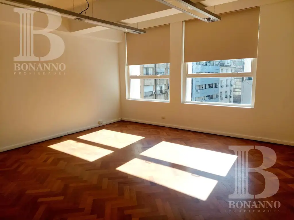 VENTA DEPARTAMENTO 4 AMB en MICROCENTRO