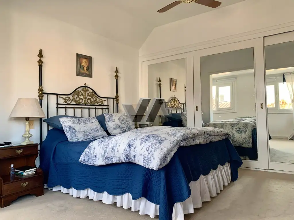 Casa Venta 6 ambientes, 1 cochera, 270m2, R Alvarado 200, Los Troncos