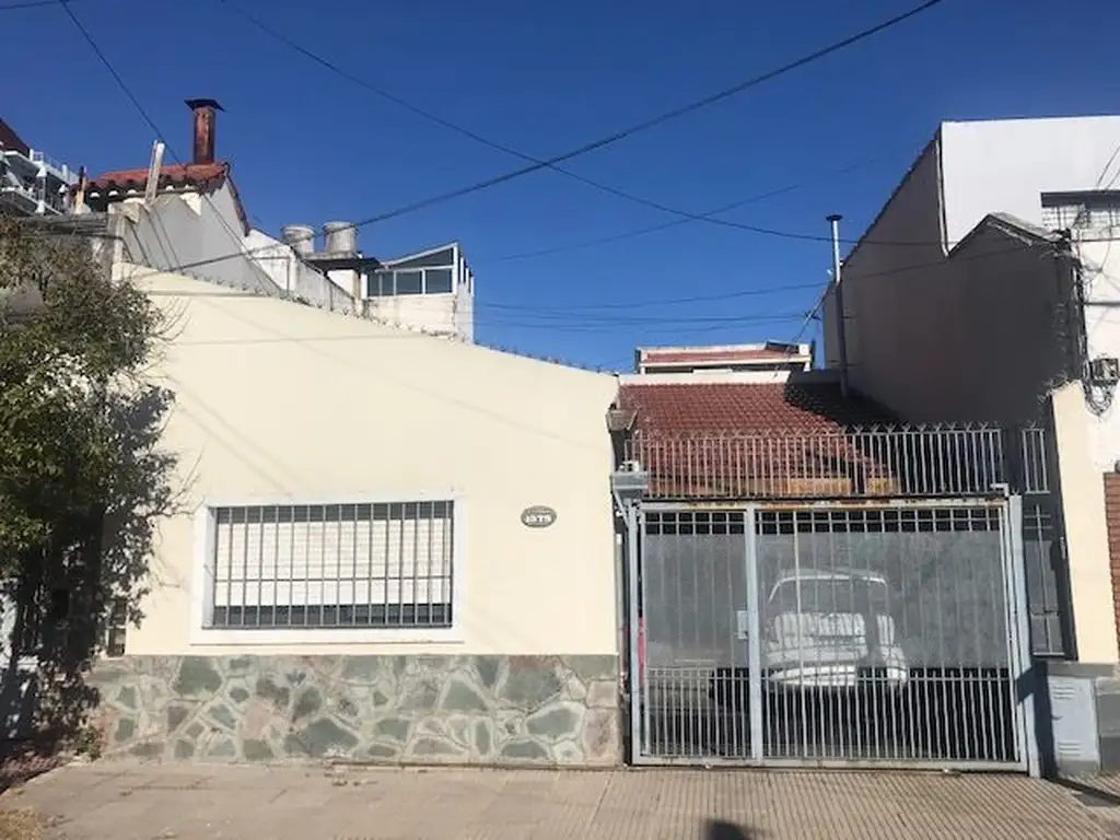 Casa - Venta - Argentina, Avellaneda - Estrada 1575