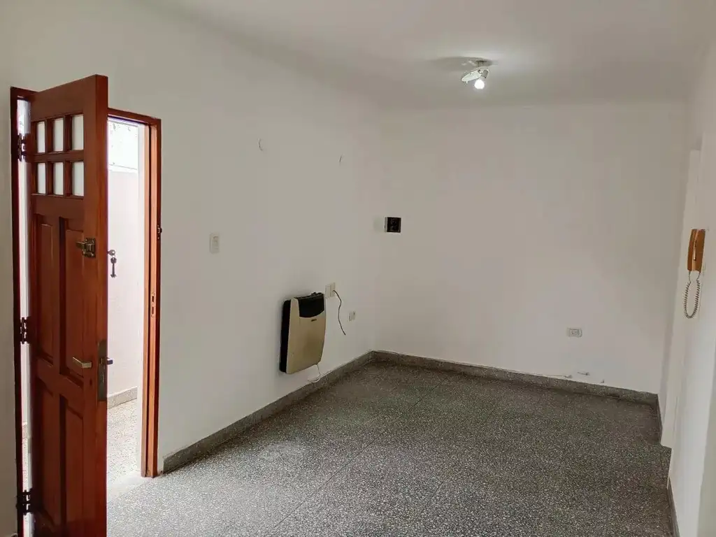 PH en venta - 2 Dormitorios 1 Baño - 78Mts2 - La Plata