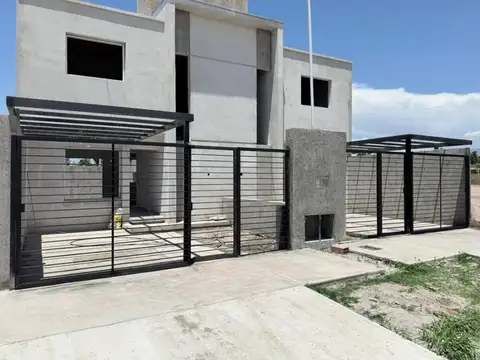 Venta Duplex Las Heras 2 Habitaciones con cochera