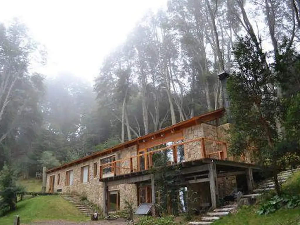 Excelente casa en la Península de San Pedro - Bariloche