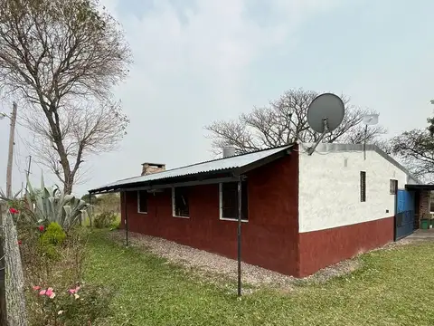 Casa de 4 ambientes en venta en Perugorria